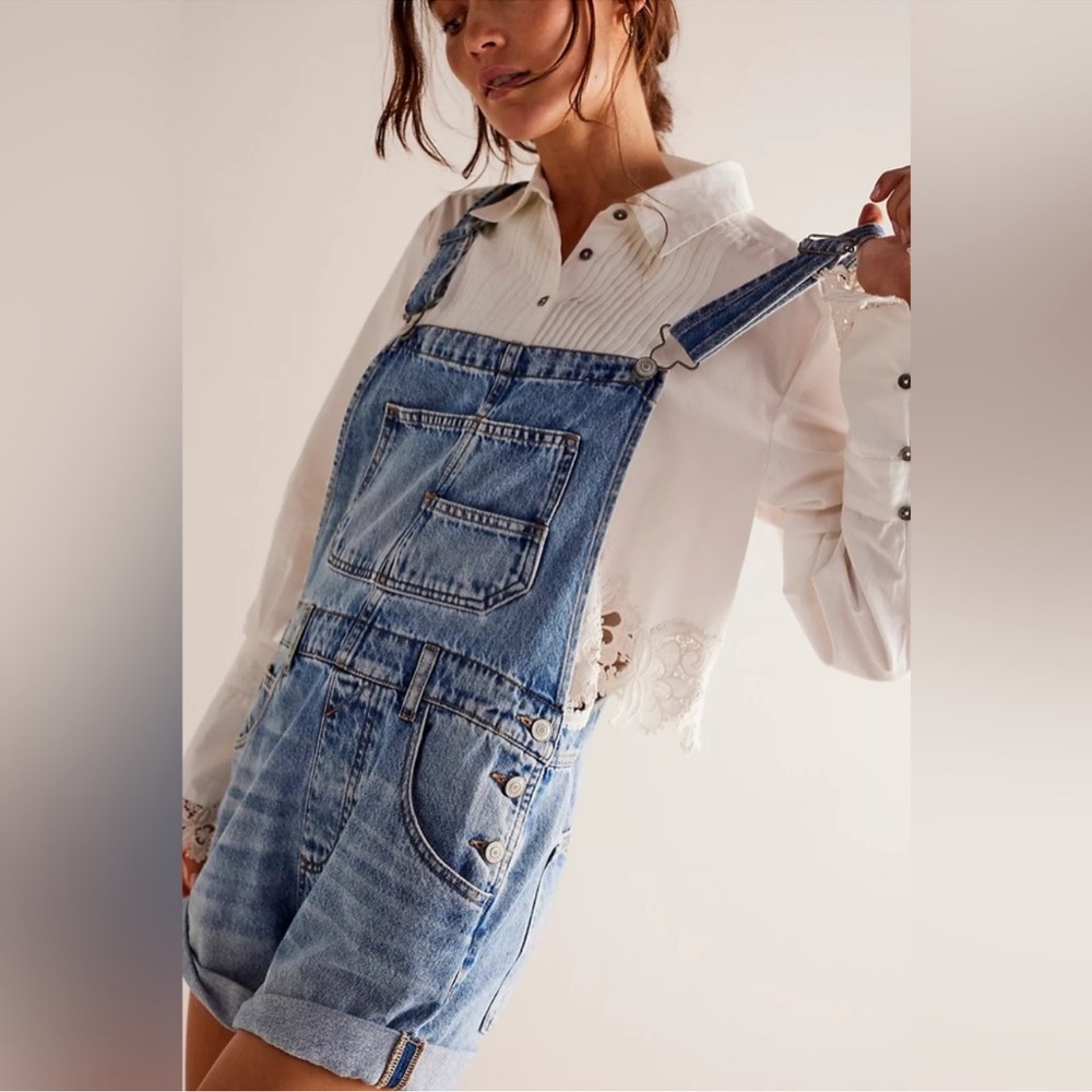 WE THE FREE BY FREE PEOPLE:”Ziggy Shortalls” in Follow Your Heart NWT